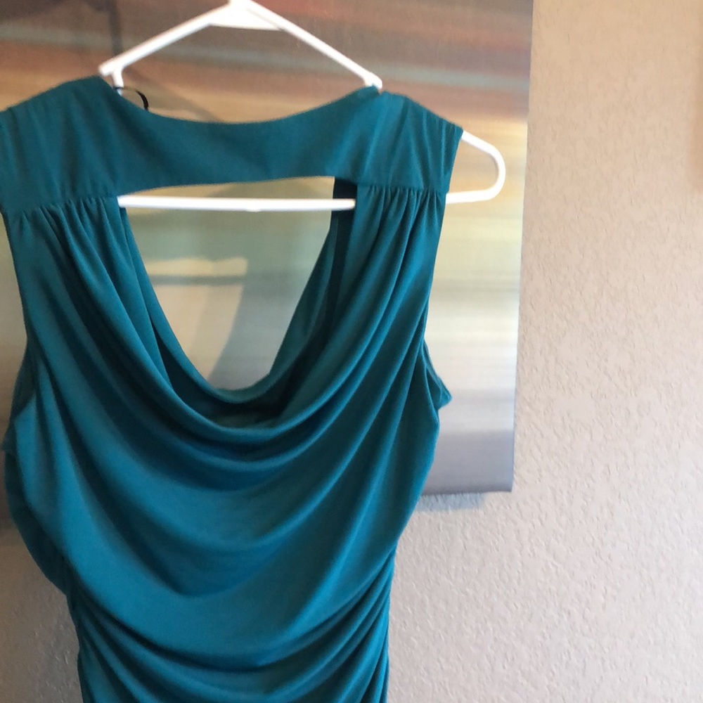 Dress - Picture 4 of 4